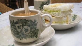 kaya_toast1267684252